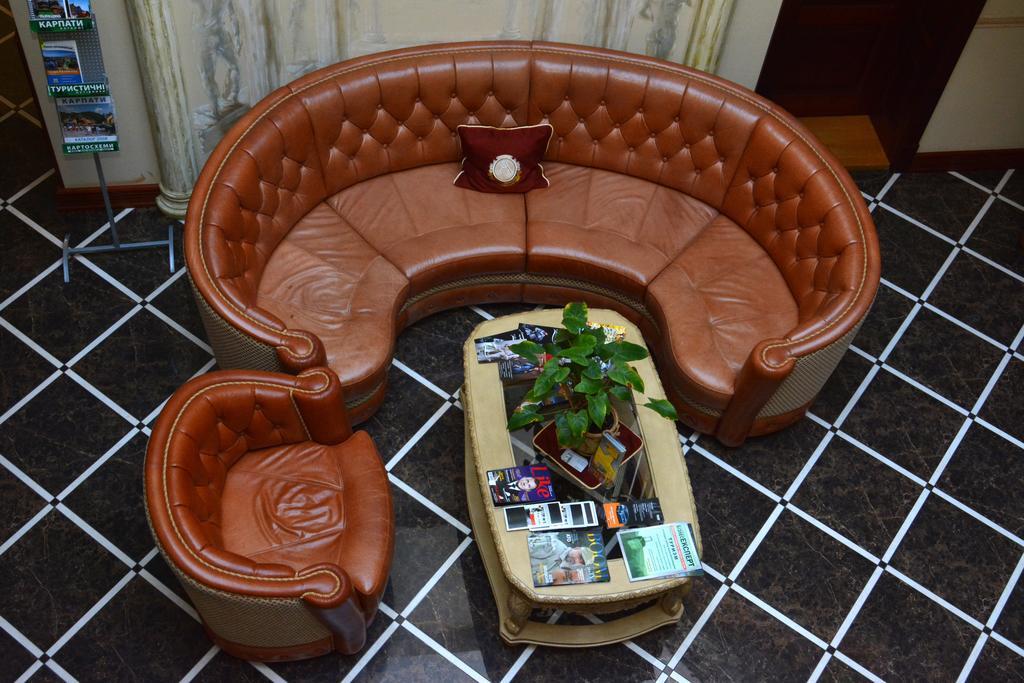 Atrium Hotel Ivano-Frankivsk Luaran gambar