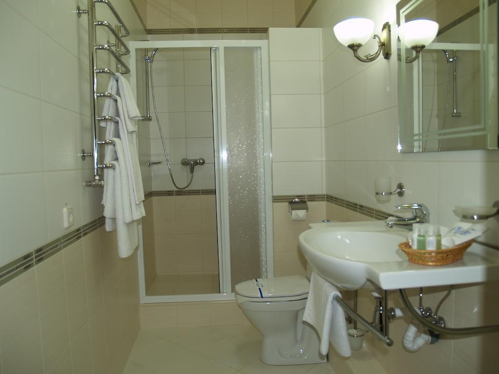 Atrium Hotel Ivano-Frankivsk Bilik gambar