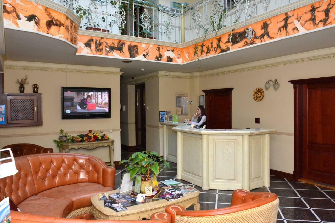 Atrium Hotel Ivano-Frankivsk Luaran gambar